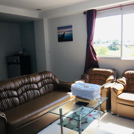 Thong Tat Serviced Apartments HHQ Exteriör bild
